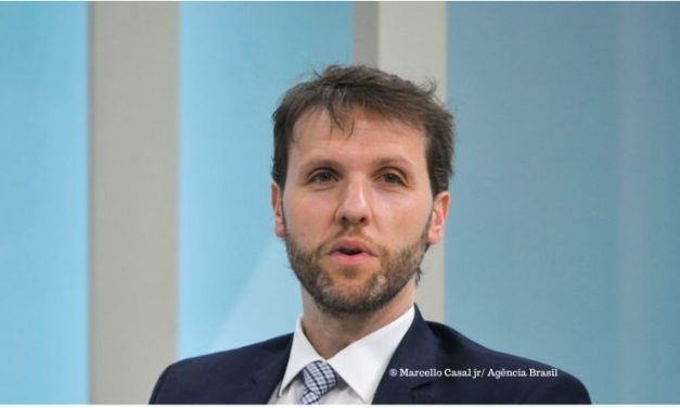 Ministro garante recursos para projetos de gestão de resíduos sólidos