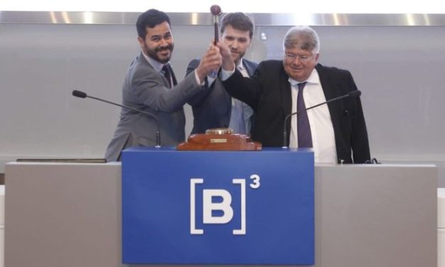 Serviço de esgotamento sanitário em 24 cidades cearenses é concedido à iniciativa privada