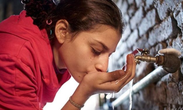 Água potável chegou a mais 2 bilhões de pessoas, mas o desafio continua