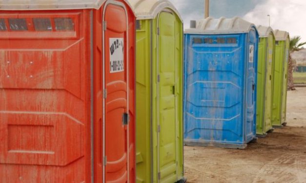 Tese propõe medidas para manejo do esgoto de banheiros químicos