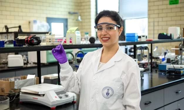 Pesquisadora desenvolve solução sustentável para remover fosfato e amônia de efluentes